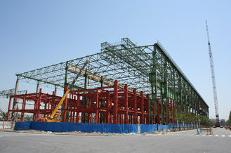 中国 格納庫および小屋のプレハブの構造スチールの製作の構造サポート サプライヤー