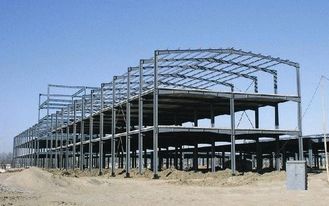 中国 プレハブの鉄骨構造が付いているヘビー級/長く長さの多階の鋼鉄建物 サプライヤー