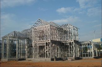 中国 冷間圧延された鋼鉄が付いているプレハブ モジュラー Designe によって電流を通される商業鋼鉄建物 サプライヤー