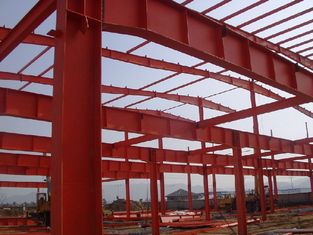 中国 波形の鋼板のパネルの閉鎖が付いている構造スチールの建物 サプライヤー