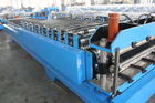 中国 鋼鉄タイルは鎖/ギヤによって機械を形作るロールを波形を付けました 工場